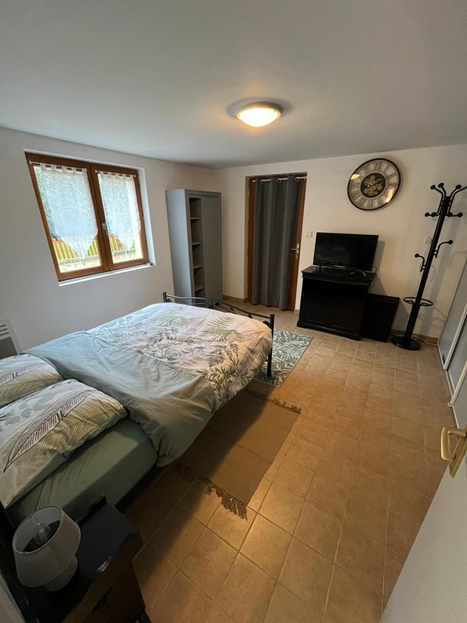 Logement Paisible En Bord De Vienne Bonneuil-Matours Zewnętrze zdjęcie